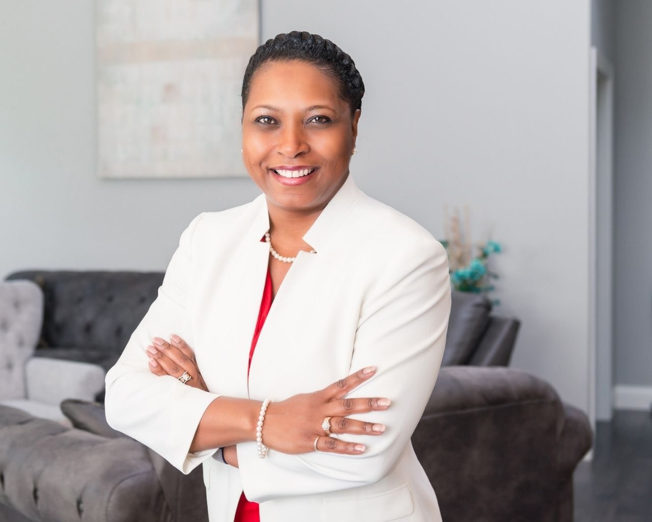 Shea Outgrow Advisor smiling and ready to help